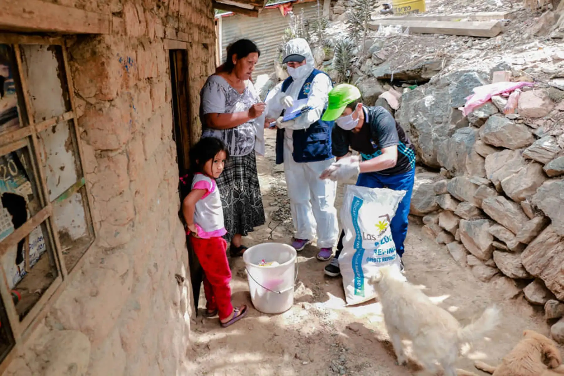 Municipalidad Provincial de Huánuco continúa repartiendo víveres de primera necesidad a familias más vulnerables. Foto: ANDINA/Municipalidad de Huánuco