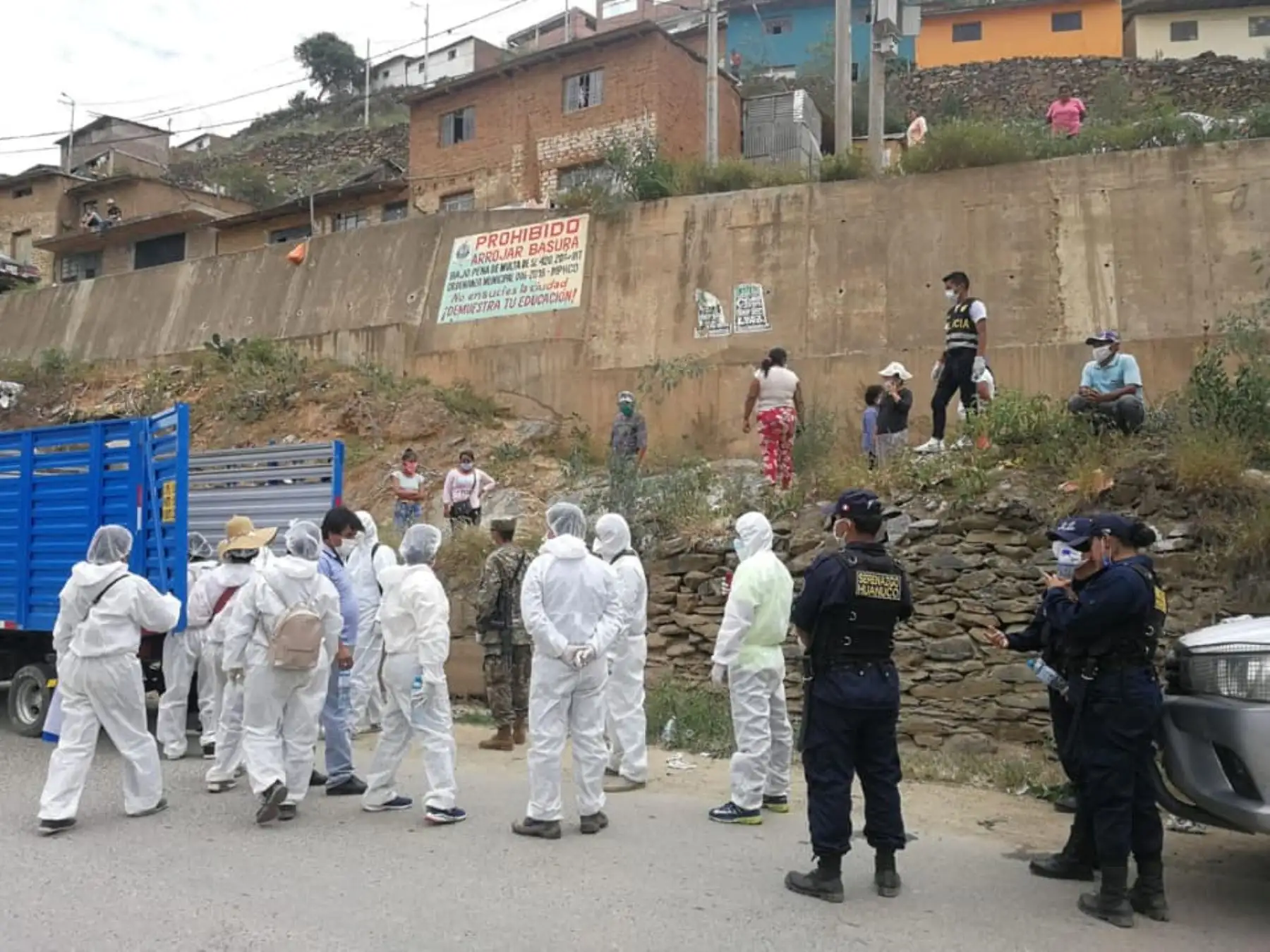 Personal de la PNP y del Ejército controlaron la donación. Foto: ANDINA/Municipalidad de Huánuco