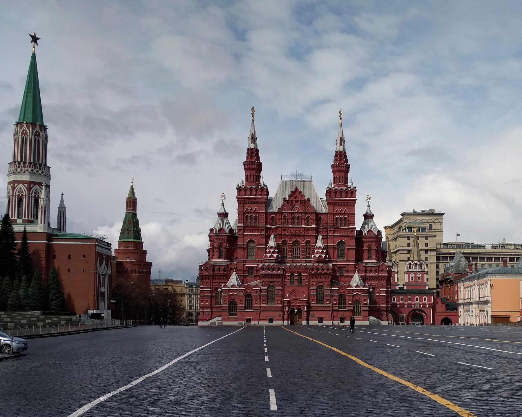 Vista del Museo Histórico (al fondo) en la Plaza Roja de Moscú, Rusia. Foto: EFE