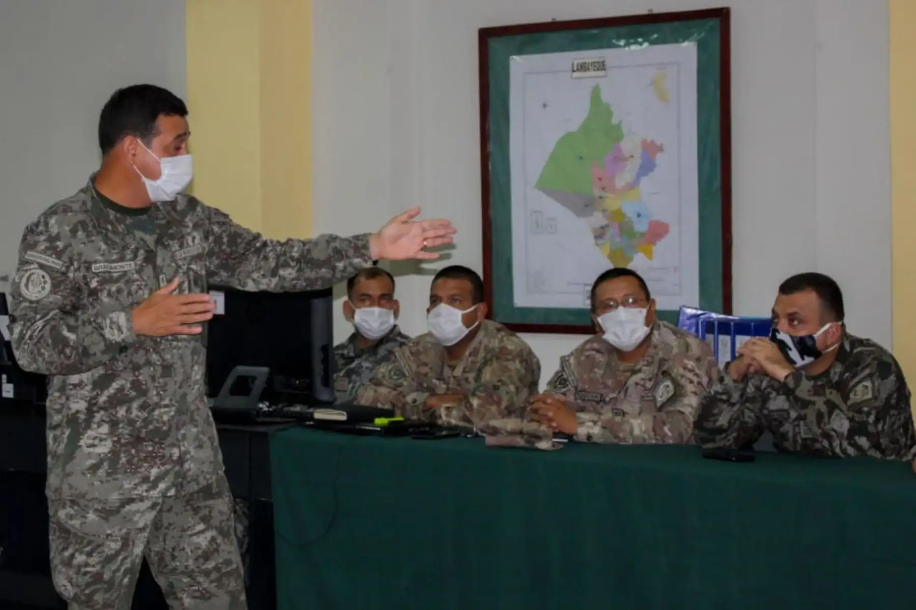 En la explanada del estacionamiento del Hospital Regional Lambayeque se acondicionará un nosocomio de contingencia para pacientes covid-19. Foto: Difusión