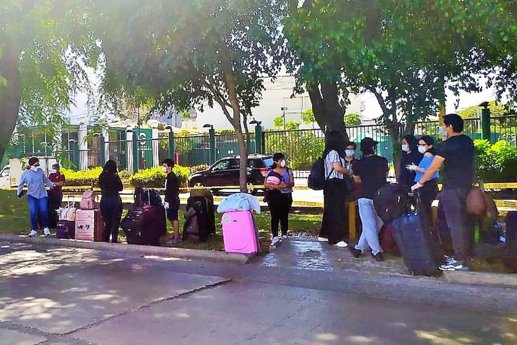 Estudiantes retornan a Lambayeque gracias a gestiones del gobierno regional.