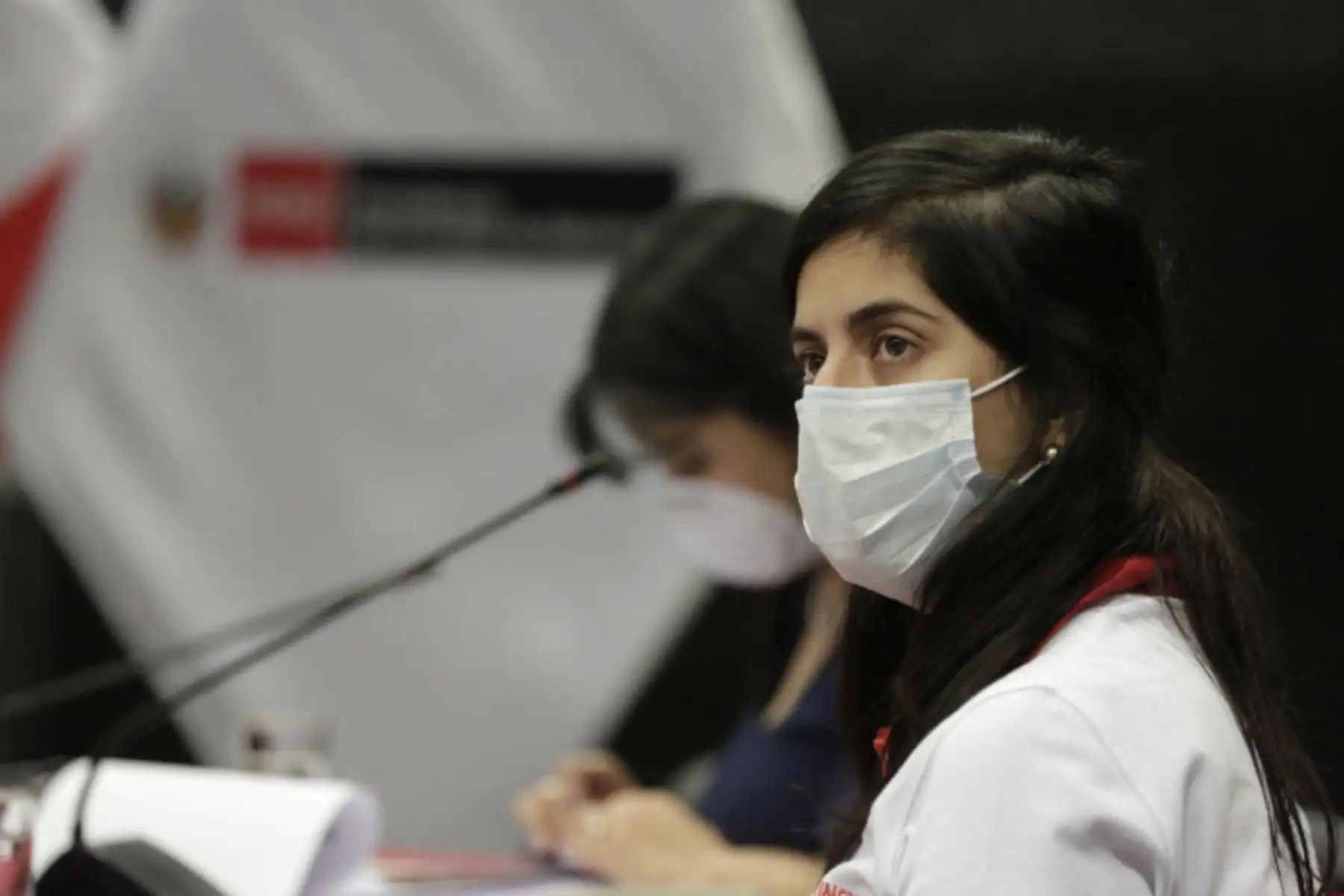 Ministra de Económia María Antonieta Alva participó en la  videoconferencia con alcaldes de capitales de departamento, con el objetivo de conocer las acciones contra el COVIDー19 en sus provincias y   coordinar medidas de salubridad, traslado interregional, entre otros.Foto:ANDINA/PCM