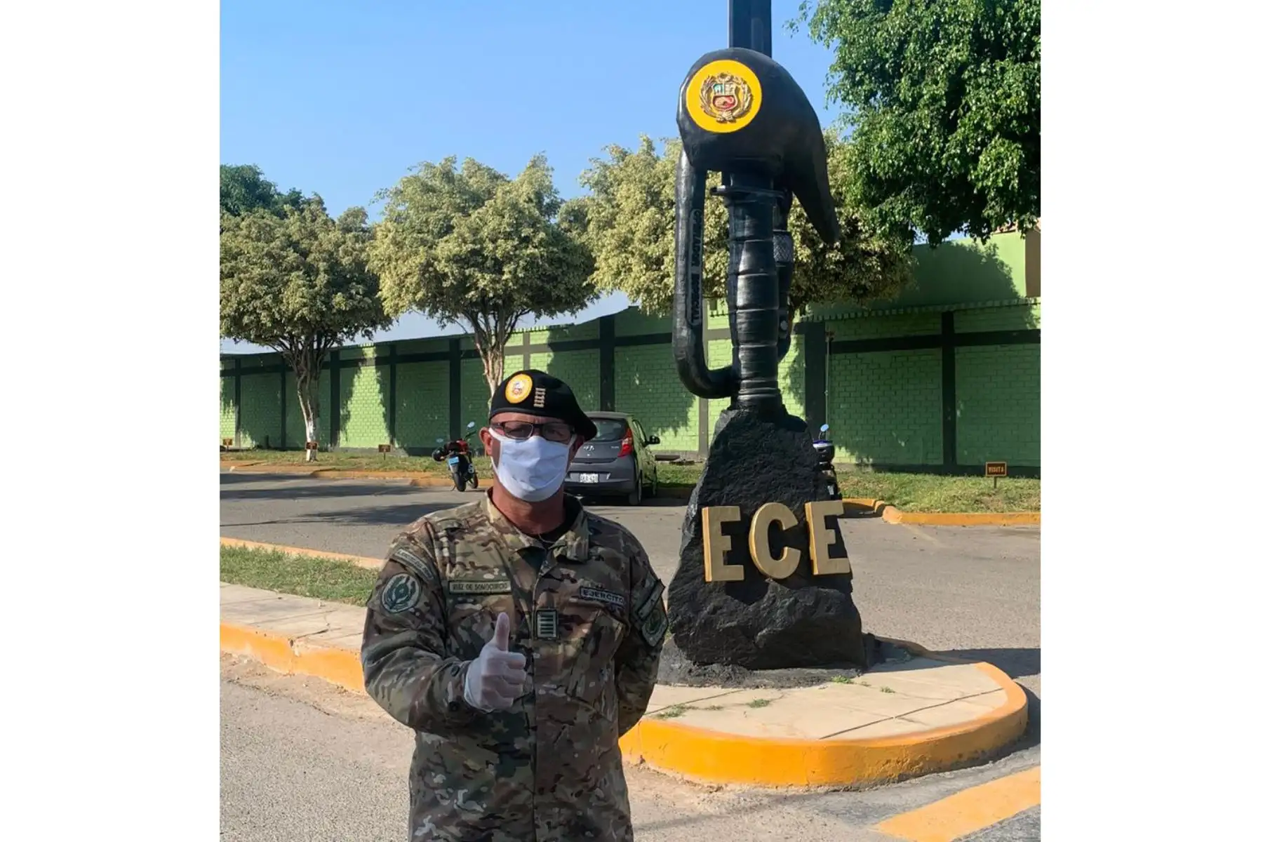 Tte. Crl. EP Alfredo Ruiz De Somocursío, integrante  de Los comandos de las Fuerzas Armadas, que hace 23 años participaron en la operación Chavín de Huantar y pusieron fin al cautiverio de 72 personas secuestradas en la residencia del embajador de Japón por la organización terrorista MRTA, libran hoy otra lucha contra un enemigo invisible: el covid-19.Foto:ANDINA/Mindef
