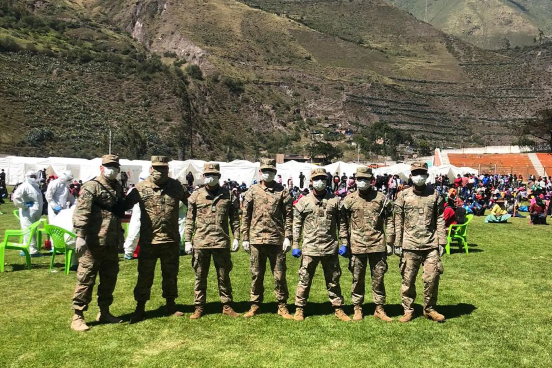 Tte. Crl. EP Fredy Vargas, integrante de Los comandos de las Fuerzas Armadas, que hace 23 años participaron en la operación Chavín de Huantar y pusieron fin al cautiverio de 72 personas secuestradas en la residencia del embajador de Japón por la organización terrorista MRTA, libran hoy otra lucha contra un enemigo invisible: el covid-19.Foto:ANDINA/Mindef