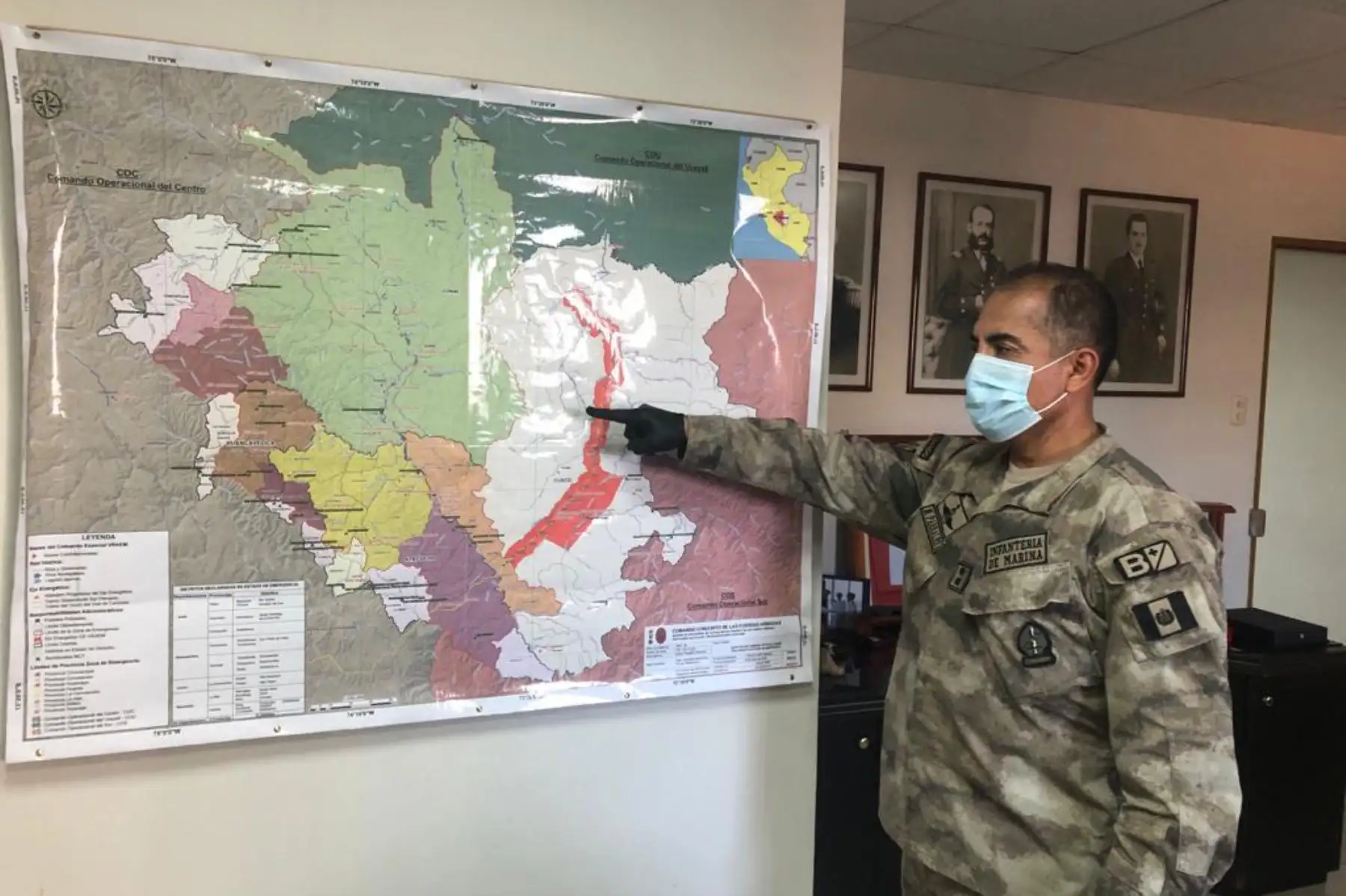 Contralmirante AP Manuel Parra, integrante de Los comandos de las Fuerzas Armadas, que hace 23 años participaron en la operación Chavín de Huantar y pusieron fin al cautiverio de 72 personas secuestradas en la residencia del embajador de Japón por la organización terrorista MRTA, libran hoy otra lucha contra un enemigo invisible: el covid-19.Foto:ANDINA/Mindef