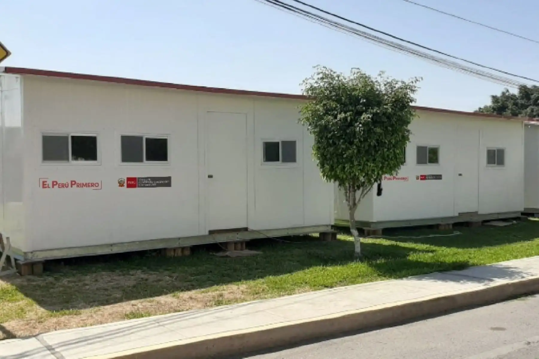 Ministerio de Vivienda instala módulos temporales de vivienda en el Instituto Nacional de Salud de Chorrillos, donde se atenderá a pacientes con síntomas y diagnosticados con COVID 19.
Foto: Ministerio de Vivienda