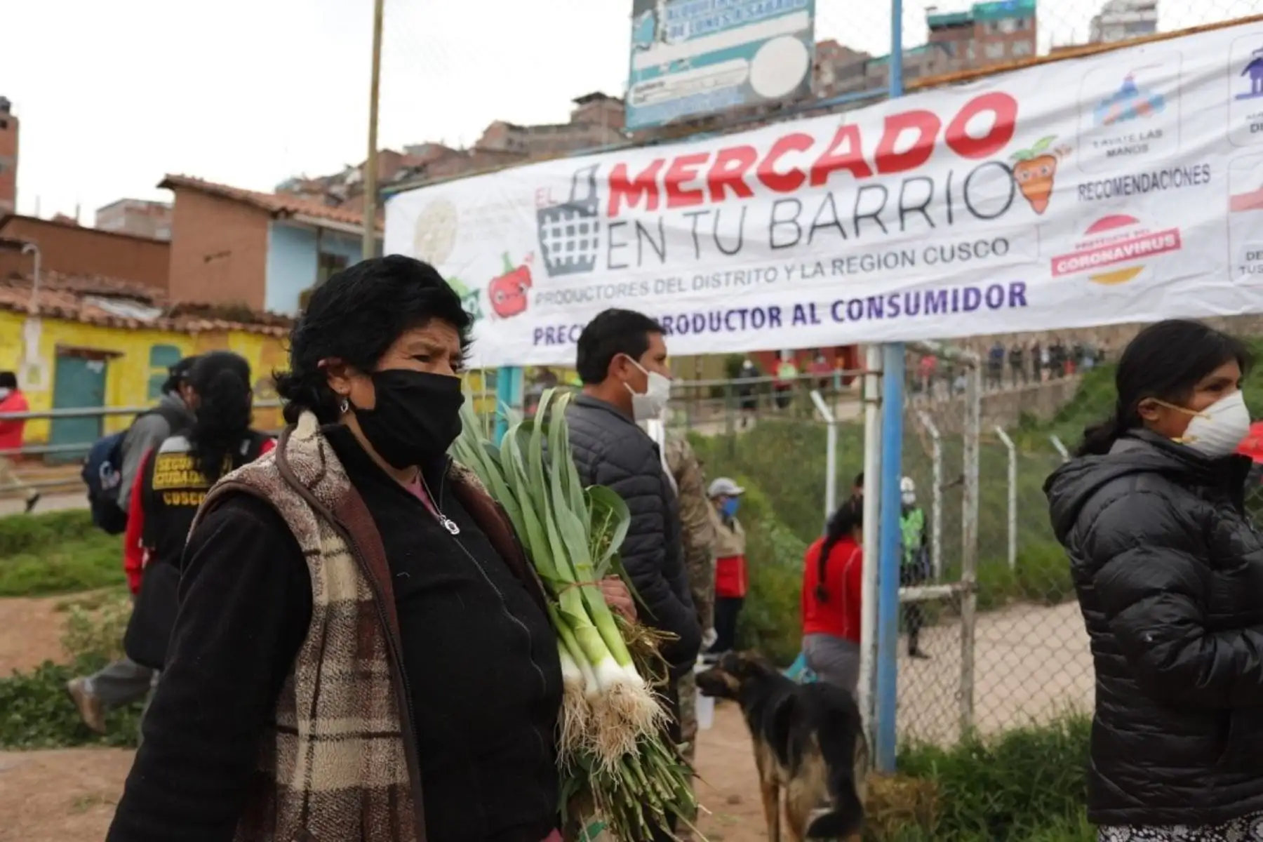 La Municipalidad Provincial del Cusco inició programa “El Mercado a tu Barrio” que facilita la cercanía entre productores y consumidores en distintos puntos y de estar forma evitar aglomeraciones en principales centros de abasto. Foto: ANDINA/Municipalidad del Cusco