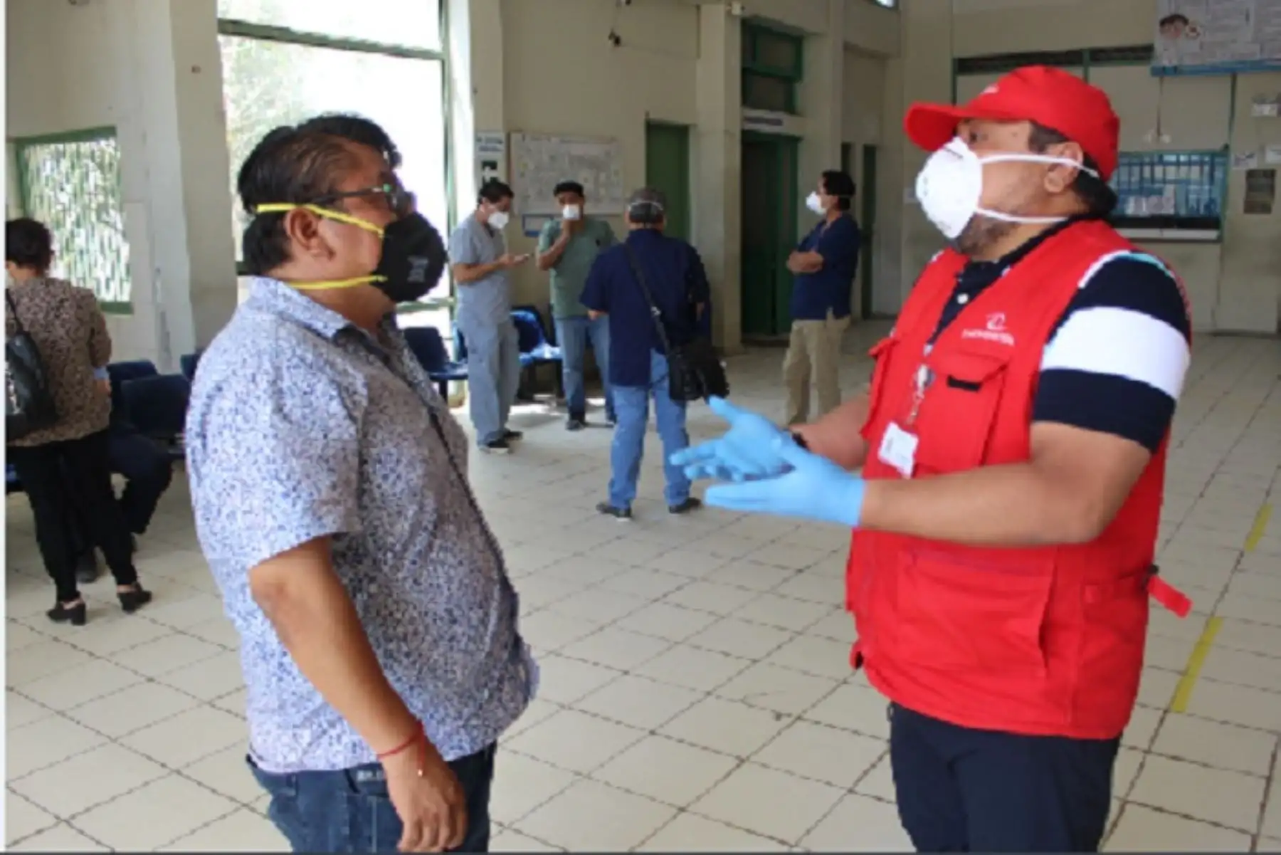 La Contraloría General de la República supervisó dos hospitales de la región Piura, como parte del control concurrente que hace durante la emergencia nacional.