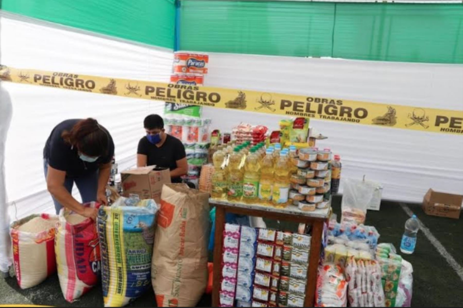 Con éxito se desarrolló en Chimbote el mercado itinerante "De la chacra a la olla" para reducir la aglomeración de personas en los centros de abastos. Foto: ANDINA/Difusión