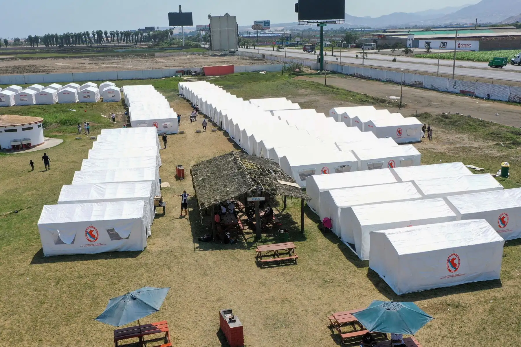 Más de mil personas vulnerables   fueron trasladadas a sus regiones de origen, retornaron de Lima a Cusco, Piura y Ayacucho. Gracias a coordinaciones entre Indeci, gobiernos regionales, Ministerio de Salud, Policía Nacional y otras instituciones
Foto: Mindef