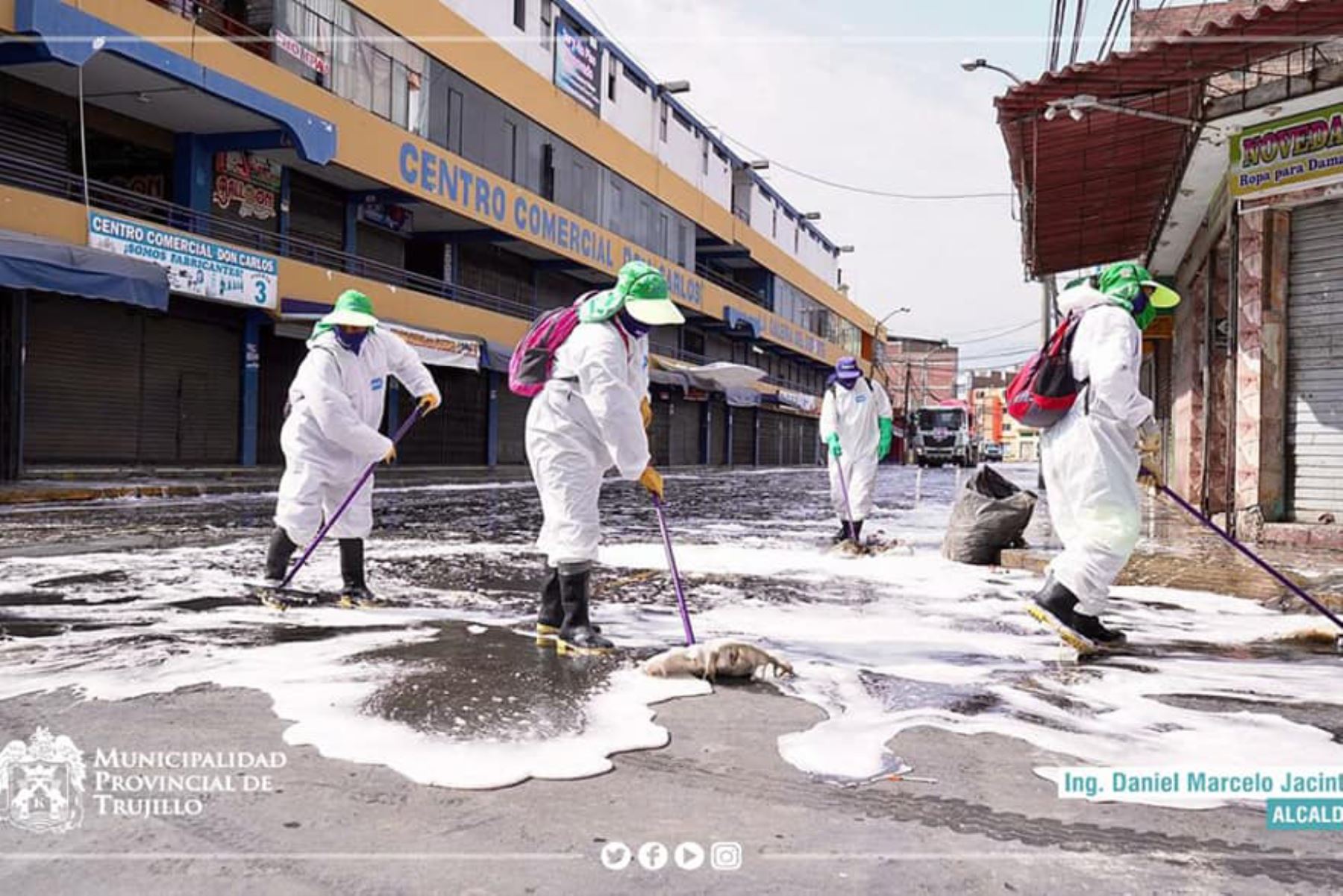 Municipalidad de Trujillo intensifica la desinfección de mercados, hospitales y comisarías. ANDINA/Difusión