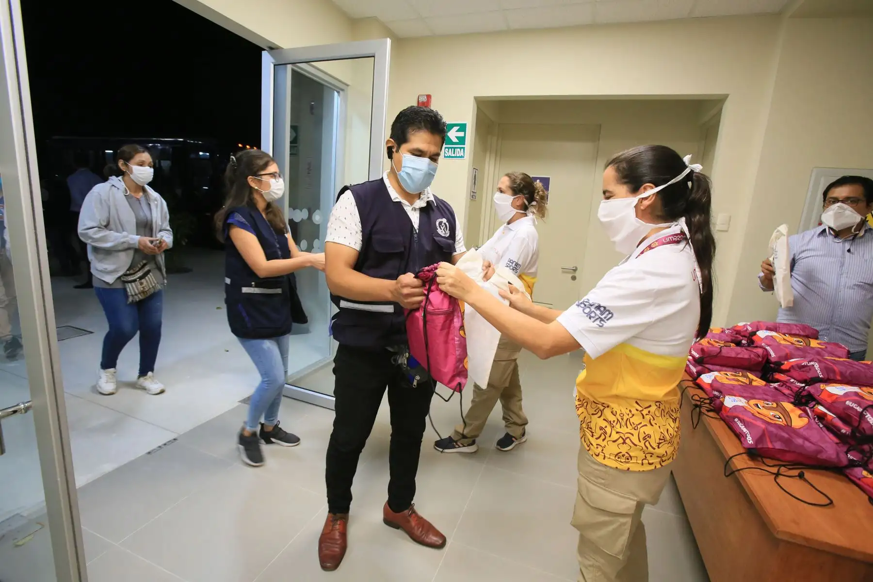 El Proyecto Especial Legado Juegos Panamericanos y Parapanamericanos, órgano adscrito al Ministerio de Transportes y Comunicaciones (MTC), entregó temporalmente el Centro de Alto Rendimiento del Surf de Punta Rocas, ubicado en el distrito de Punta Negra, al Ministerio de Salud (Minsa), con el fin de reducir el riesgo de contagio del COVID-19. Foto:ANDINA/Minsa.