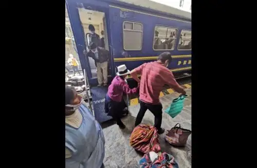 Trasladan hacia sus destinos a más de 200 pobladores cusqueños que se encontraban varados en los distritos de Ollantaytambo y Machu Picchu Pueblo. ANDINA/Difusión