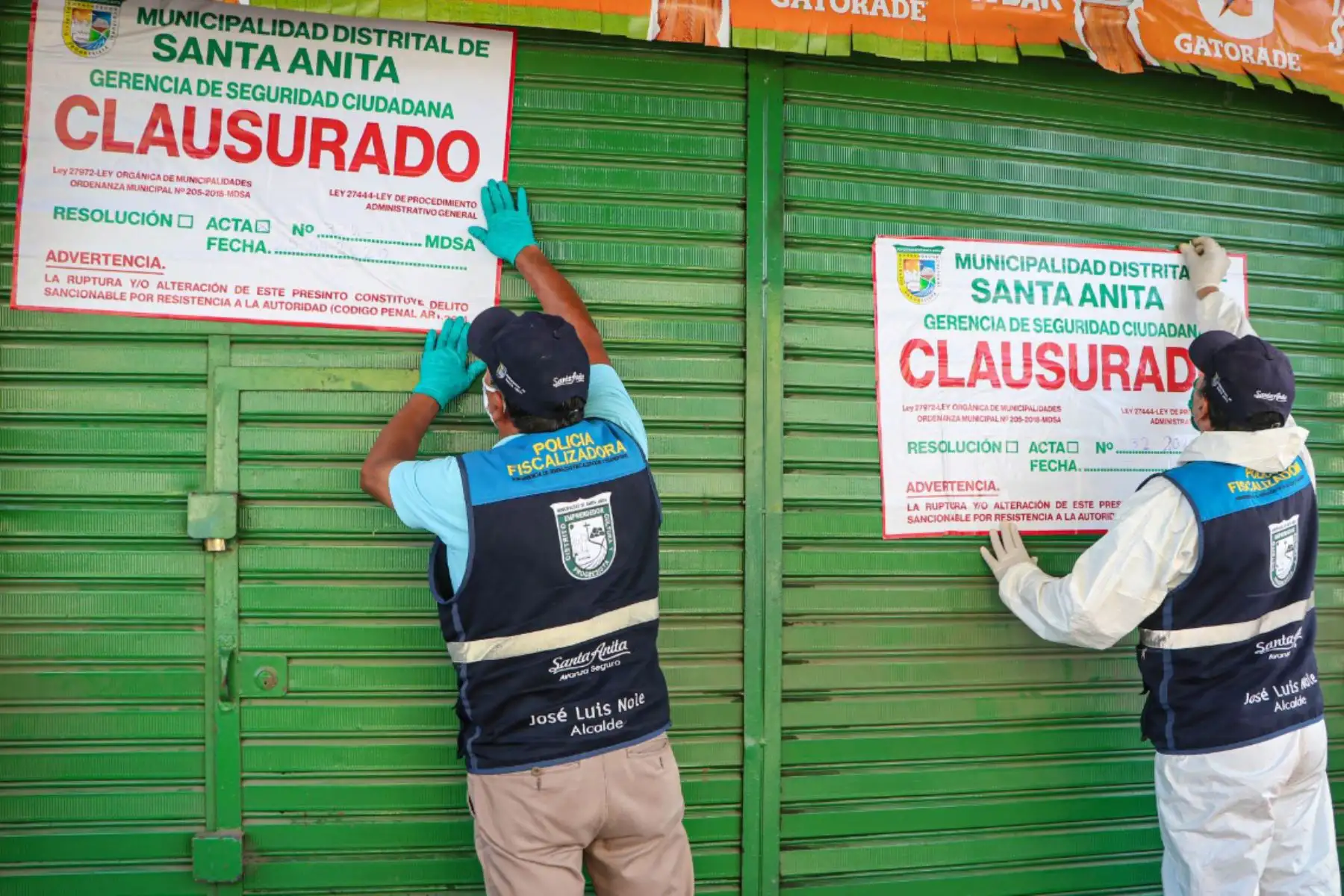 La municipalidad de Santa Anita clausuró dos puestos del mercado mayorista Los Productores que se dedicaban a la venta de cerveza y licor, por no contar con certificado de Defensa Civil y promover la alteración del orden público. Foto: Difusión