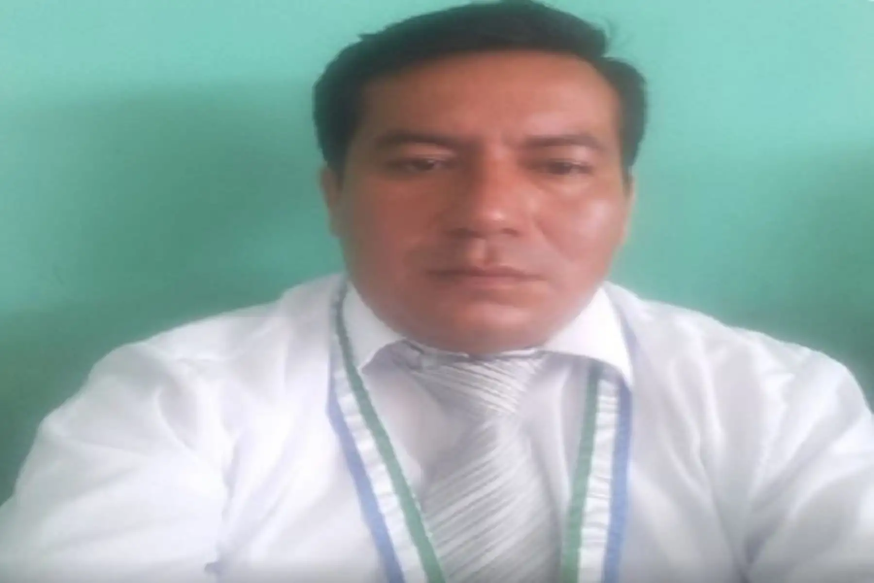 Efectivos policiales de la comisaría de Rioja, detuvieron a Wilmer Constantino Fernández, alcalde del distrito Habana, en la provincia de Moyobamba, región San Martín, y a otras siete personas cuando estaban reunidos en un local consumiendo comida y aparentemente licor,