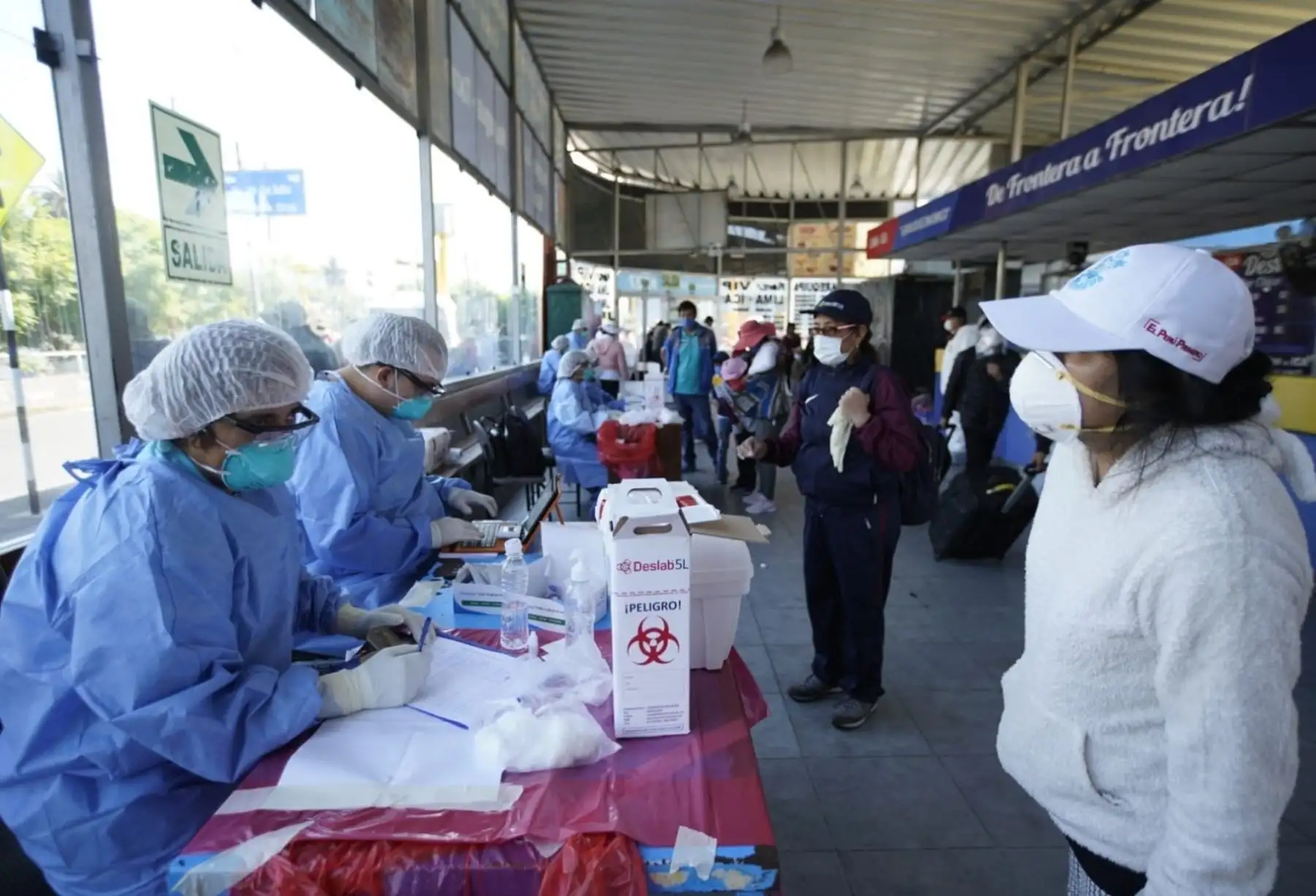 Cerca de 200 personas retornaron a Puno desde Lima luego de pasar controles y las pruebas rápidas. ANDINA/Difusión