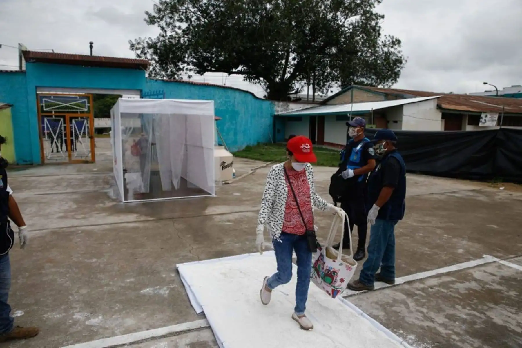 El Ministerio de Agricultura y el Gobierno Regional de San Martín promueven  el mercado itinerante “De la Chacra a la Olla” en el campo ferial Ayaymama de Moyobamba de la región San Martín.
Foto: Gobierno Regional San Martín