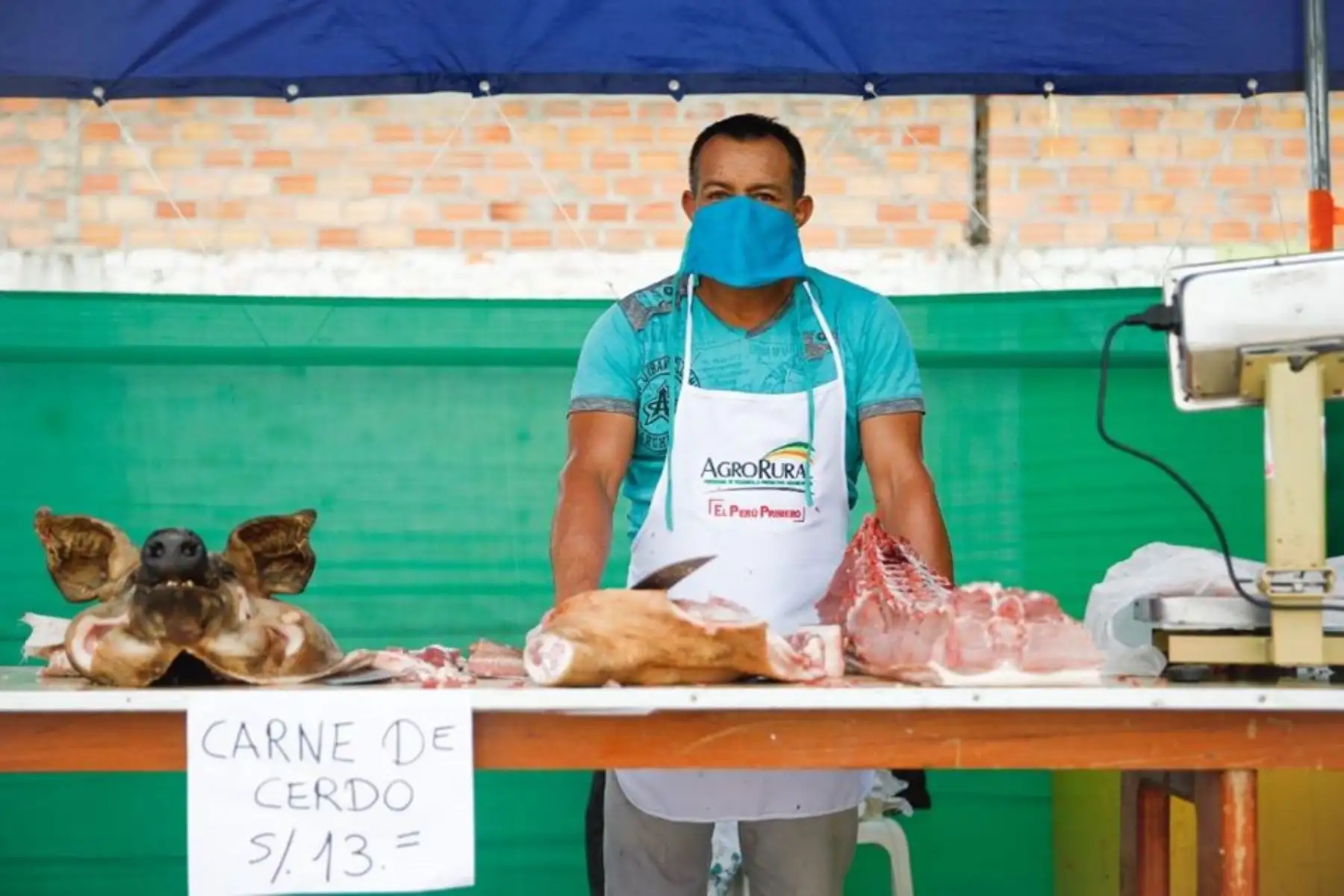 El Ministerio de Agricultura y el Gobierno Regional de San Martín promueven  el mercado itinerante “De la Chacra a la Olla” en el campo ferial Ayaymama de Moyobamba de la región San Martín.
Foto: Gobierno Regional San Martín