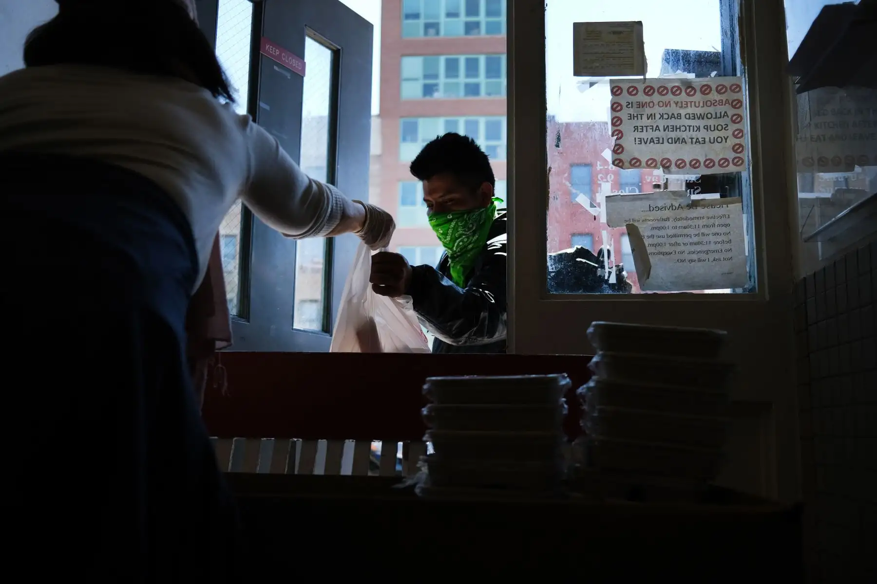 Estados Unidos se convirtió este martes en el primer país del mundo en rebasar el millón de casos confirmados de COVID-19, la enfermedad causada por el nuevo coronavirus, según los últimos datos de la Universidad Johns Hopkins. Foto: AFP