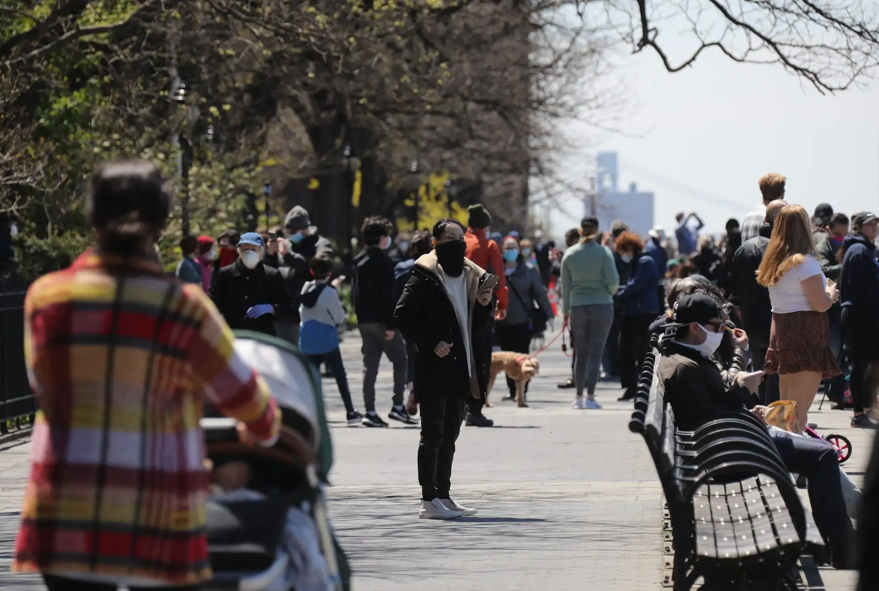 Estados Unidos se convirtió este martes en el primer país del mundo en rebasar el millón de casos confirmados de COVID-19, la enfermedad causada por el nuevo coronavirus, según los últimos datos de la Universidad Johns Hopkins. Foto: AFP