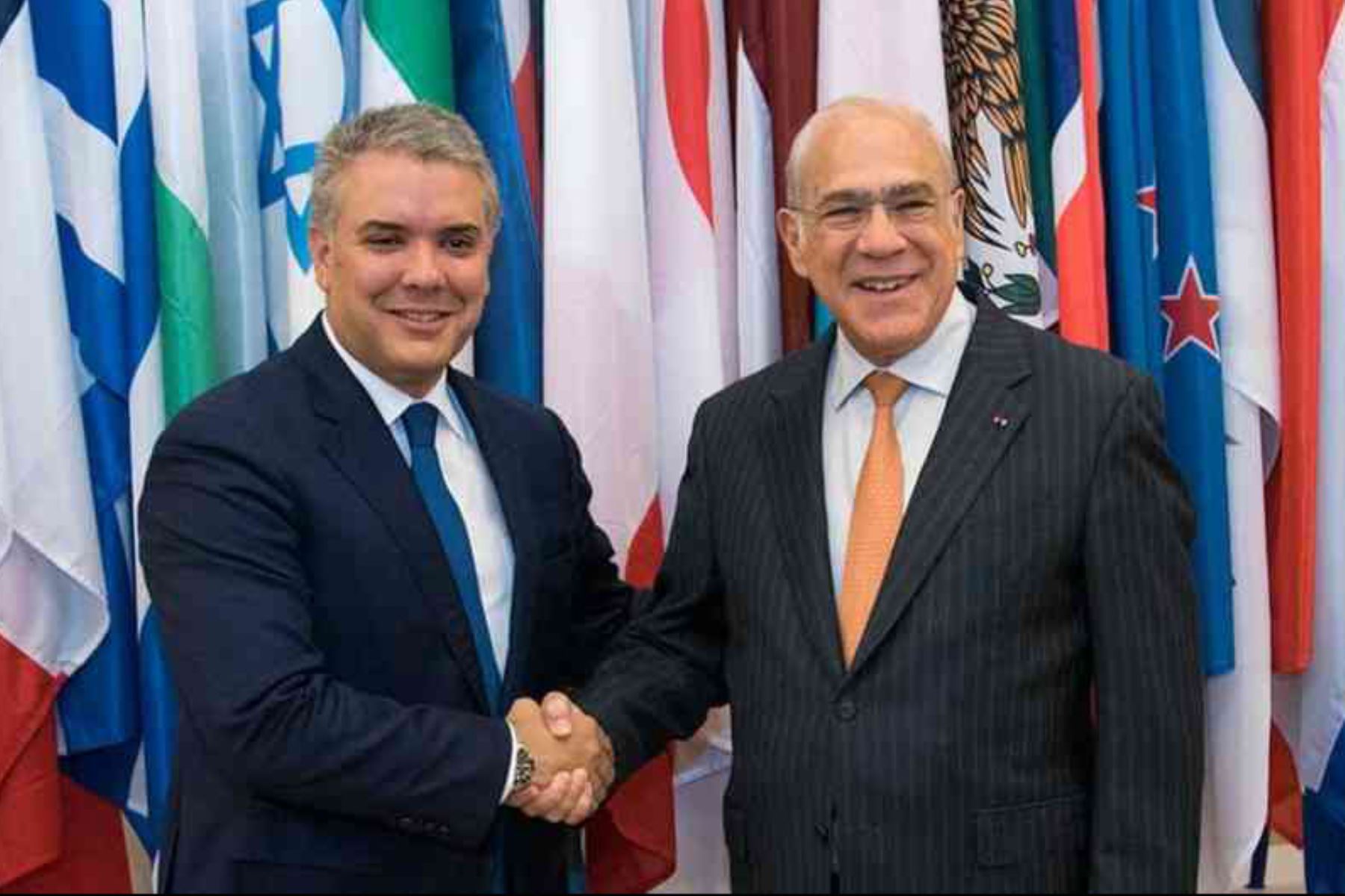 Presidente de colombia, Iván Duque, junto con el secretario general de la OCDE Ángel Gurría. Foto: Internet/Dinero