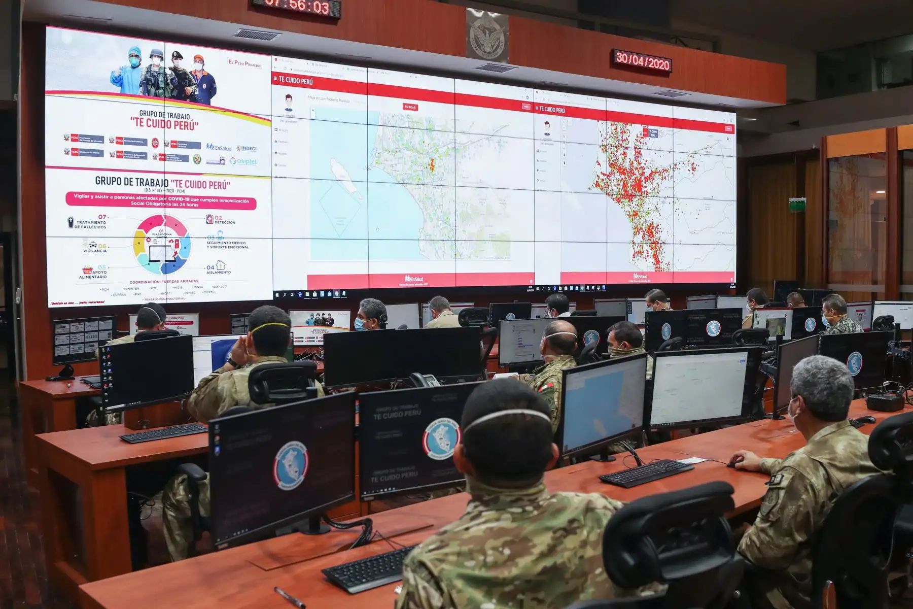 Ministro de Defensa, Walter Martos presenta plataforma digital “ Te cuido Perú “.
Foto: Mindef