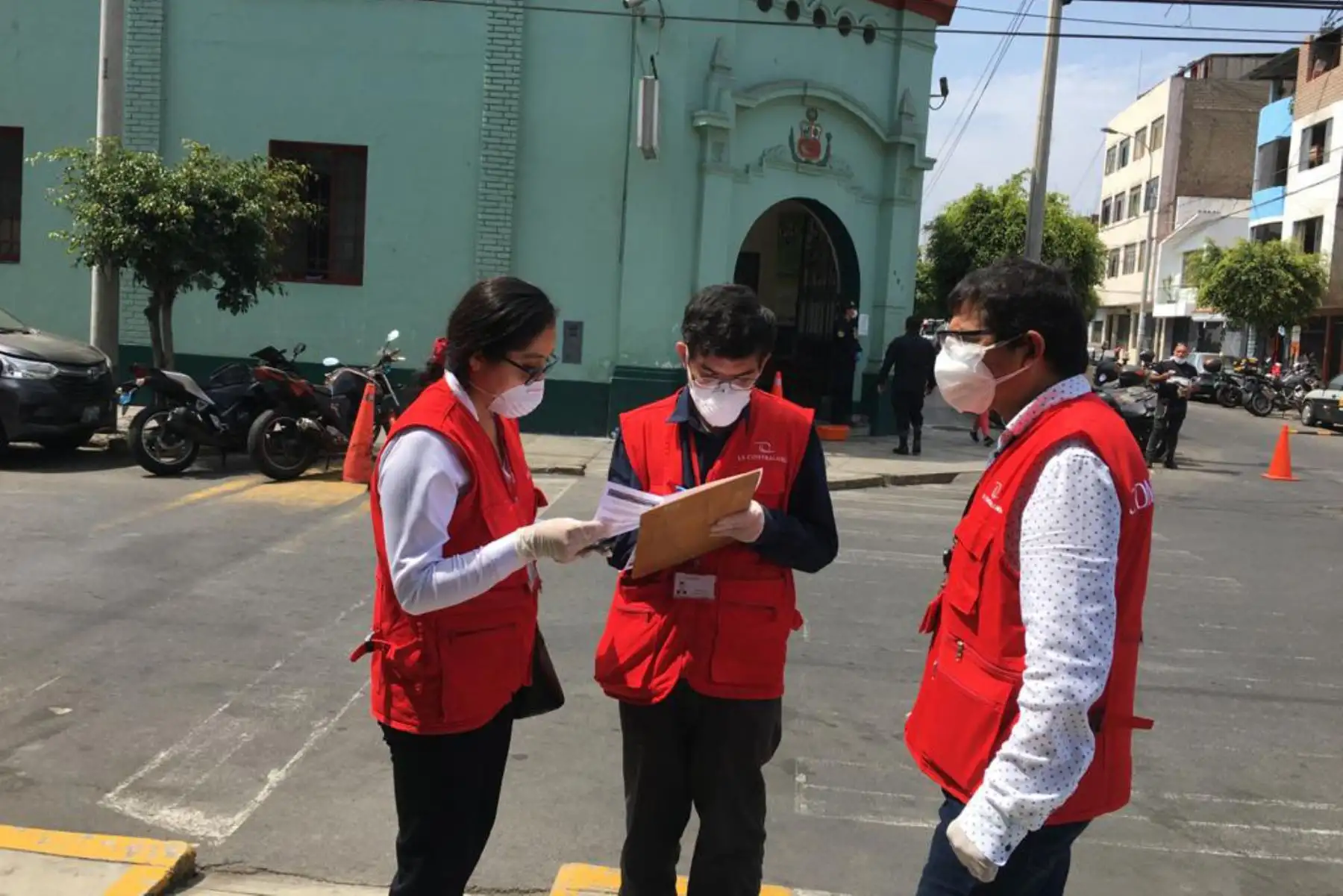 Contraloría realiza visitas de control a comisarías en el marco del Megaoperativo de Emergencia Sanitaria por COVID-19.
Foto: Contraloría