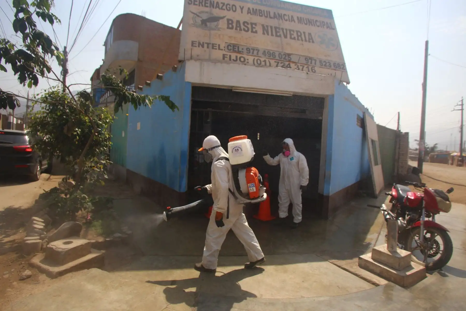 Personal de la Municipalidad de Lurigancho - Chosica desinfectó sedes de Serenazgo. Foto: ANDINA/Municipalidad de Lurigancho - Chosica
