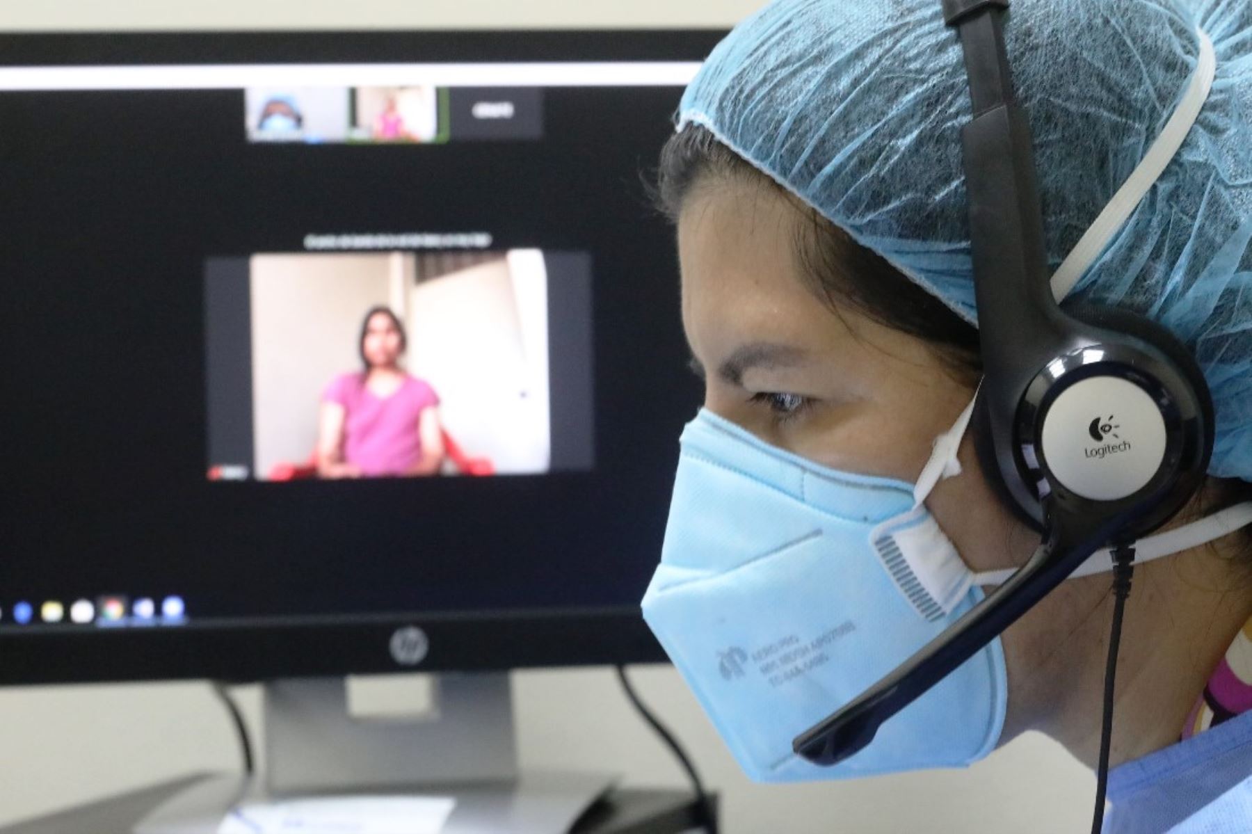 EsSalud: pacientes crónicos reciben atención médica a través de telemedicina. Foto: ANDINA/Difusión.