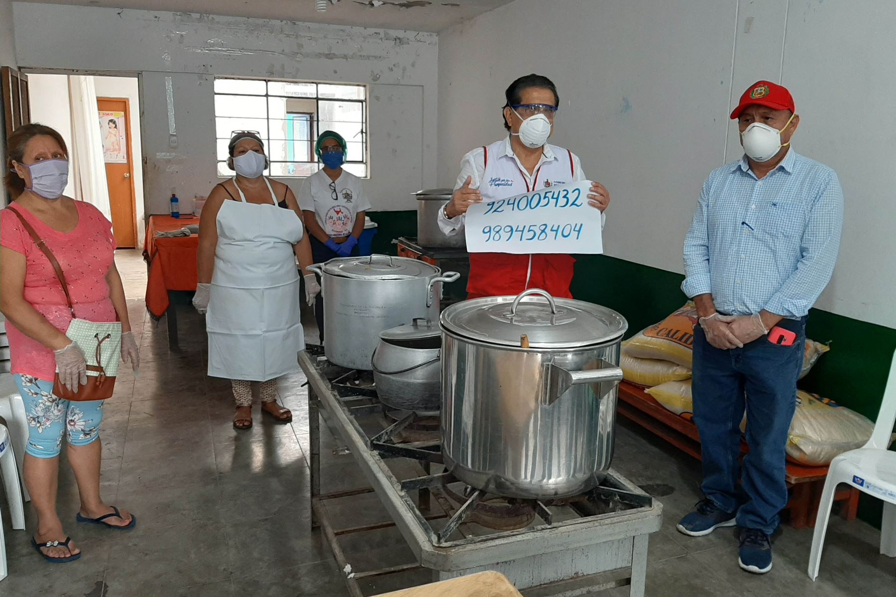 Alrededor de 6,600 personas en situación vulnerable de la provincia de Trujillo, región La Libertad, reciben almuerzo cada día. Foto: Cortesía Luis Puell