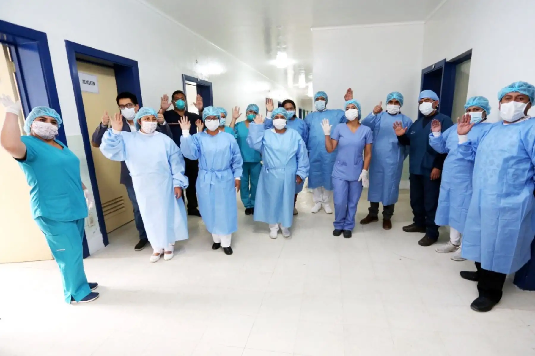Cinco madres diagnosticadas con covid-19 en la región Cajamarca fueron dadas de alta tras alumbrar satisfactoriamente a sus bebés mediante cesárea.