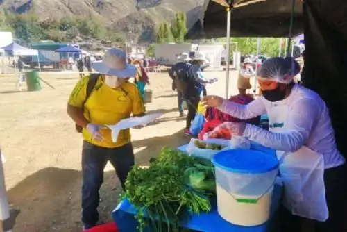 El Minagri recuerda a los ciudadanos acudir con guantes y mascarilla, así como mantener el distanciamiento social para evitar aglomeraciones.