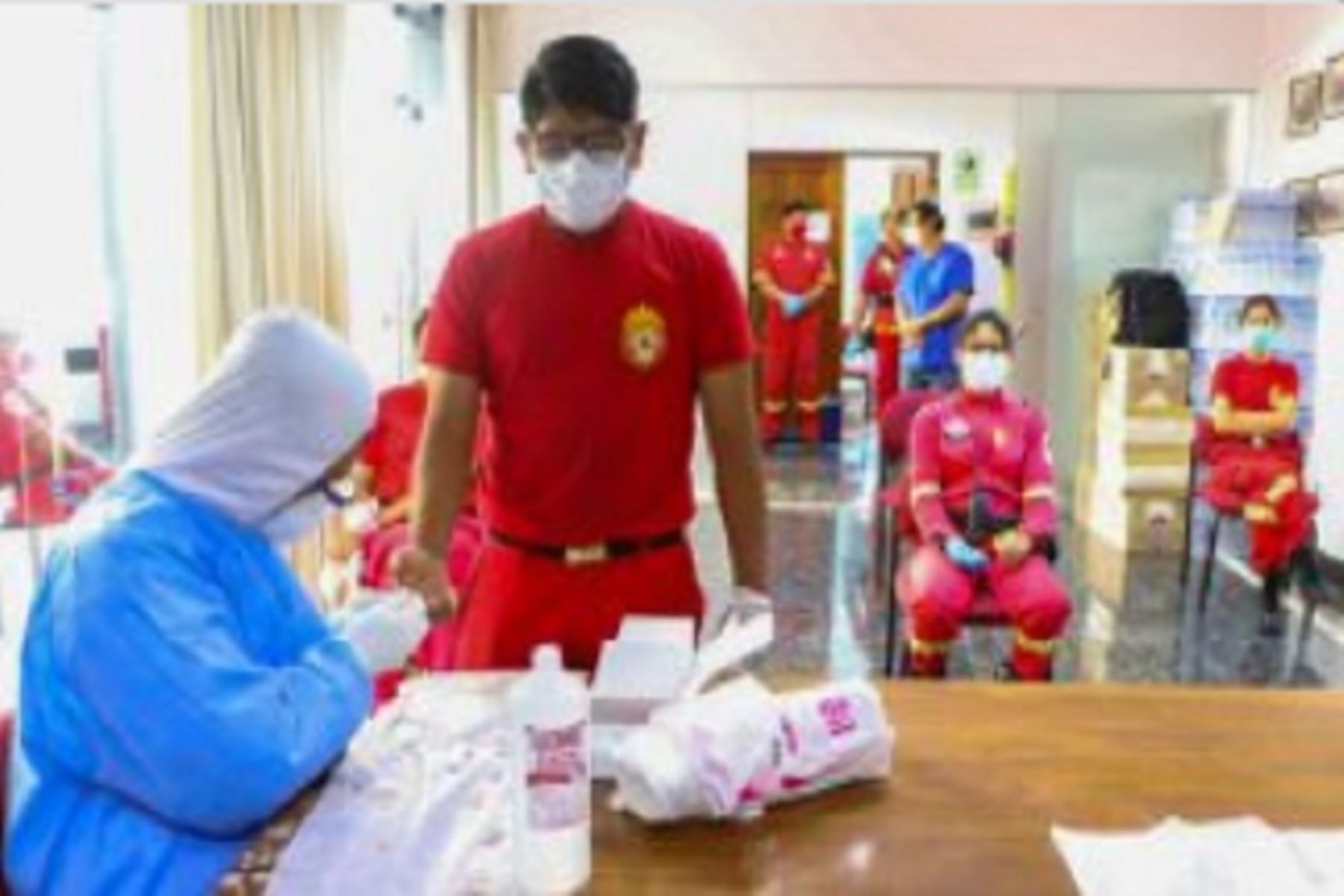 De los 44 hombres de rojo que ha dado positivo al covid-19 en Iquitos, 3 se encuentran en la unidad de cuidados intensivos.