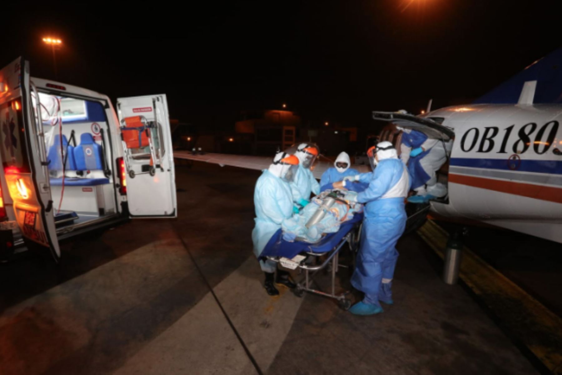 Cuatro médicos contagiados con el nuevo coronavirus fueron evacuados desde Iquitos hacia Lima. Foto: ANDINA/Difusión