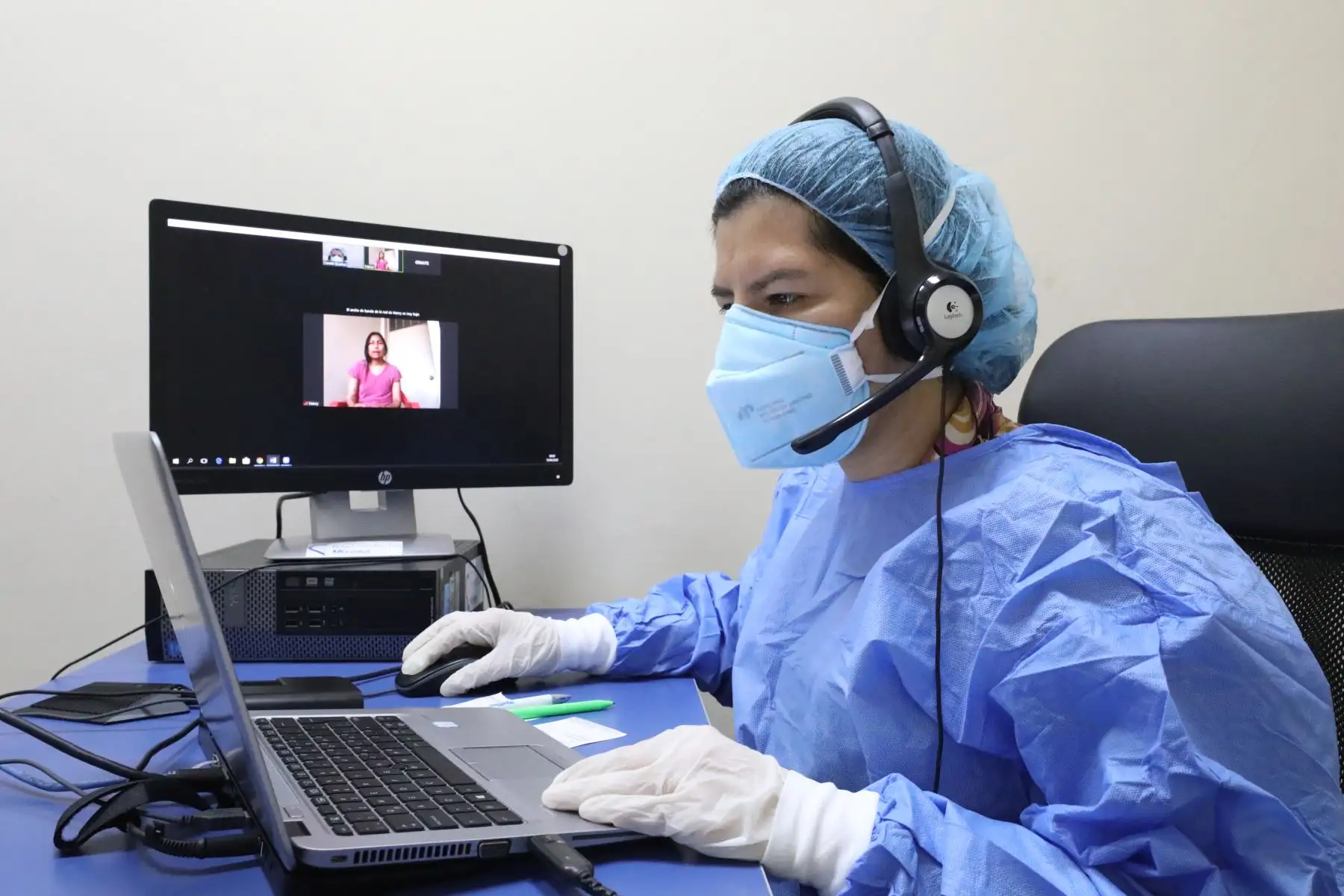 Nuevo servicio de consulta médica virtual, se inició con tres especialidades, ahora son 8 y evalúan seguir ampliando a más redes asistenciales.