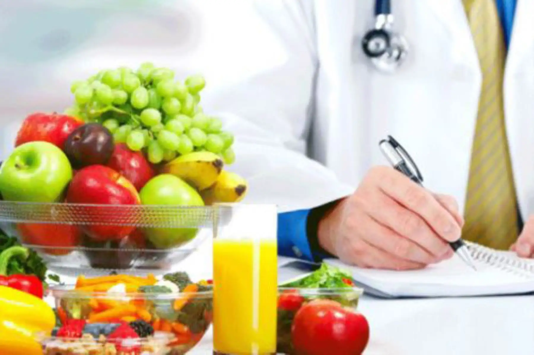 Los nutricionistas son los profesionales de la salud indicados para recomendar alimentación saludable a personas obesas, diabéticas o hipertensas.ANDINA/Difusión