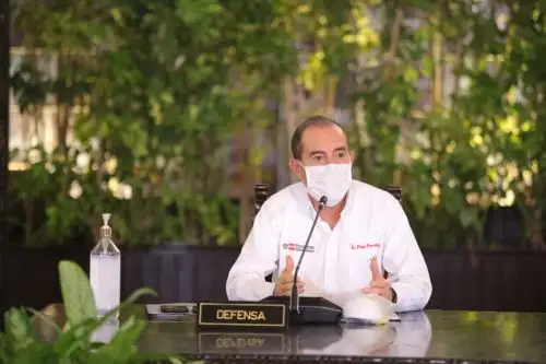 El Ministro de Defensa Walter Martos, detalló la nueva estrategia que permitirá detectar y brindar un tratamiento temprano a casos de coronavirus (covid-19).  ANDINA/Prensa Presidencia