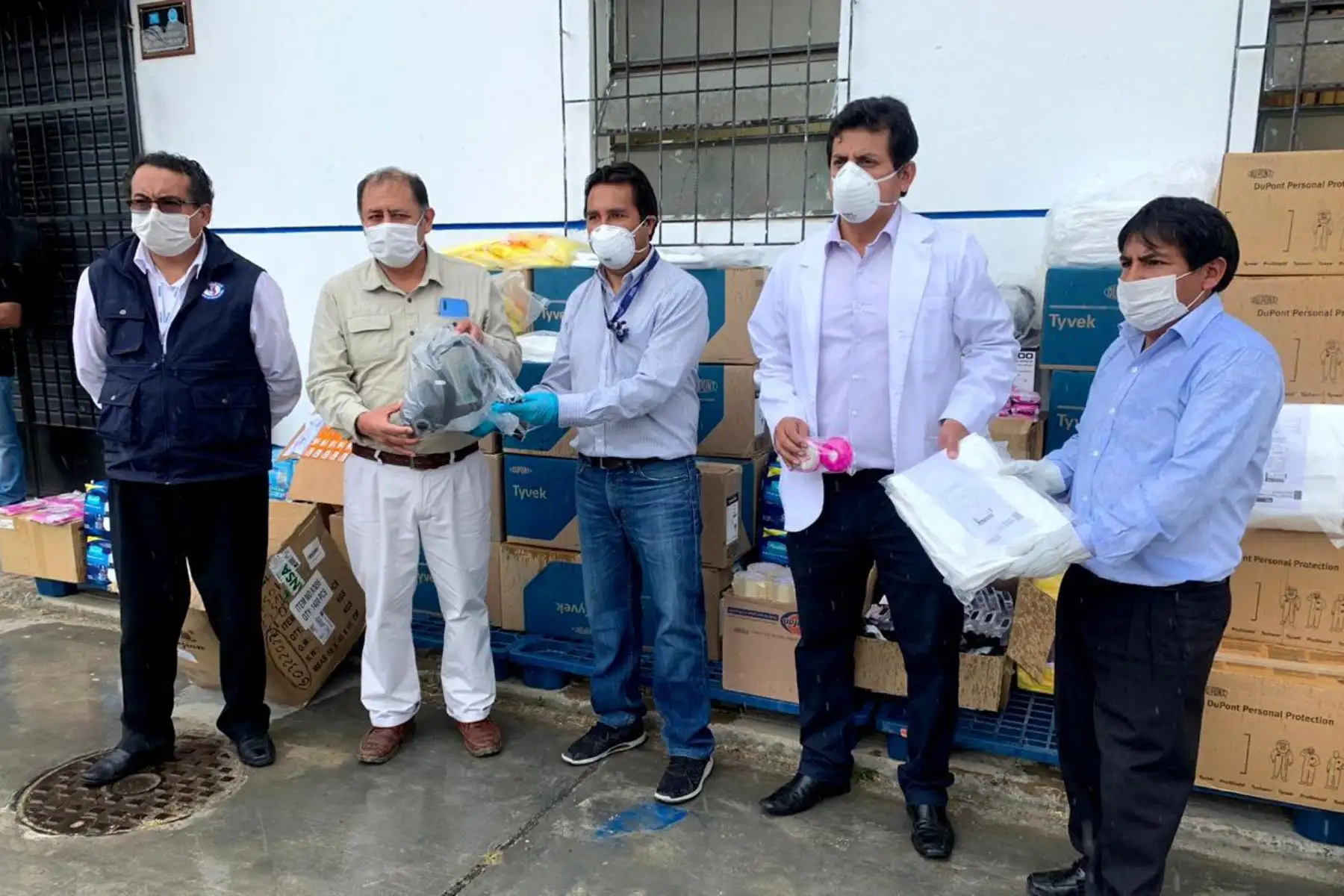 La minera Yanacocha donó cerca de 12,000 canastas con productos de primera necesidad, que serán entregadas a pobladores vulnerables de las comunidades de la zona de influencia de sus operaciones en la región Cajamarca. Foto:ANDINA/Cortesía Eduardo Lozano