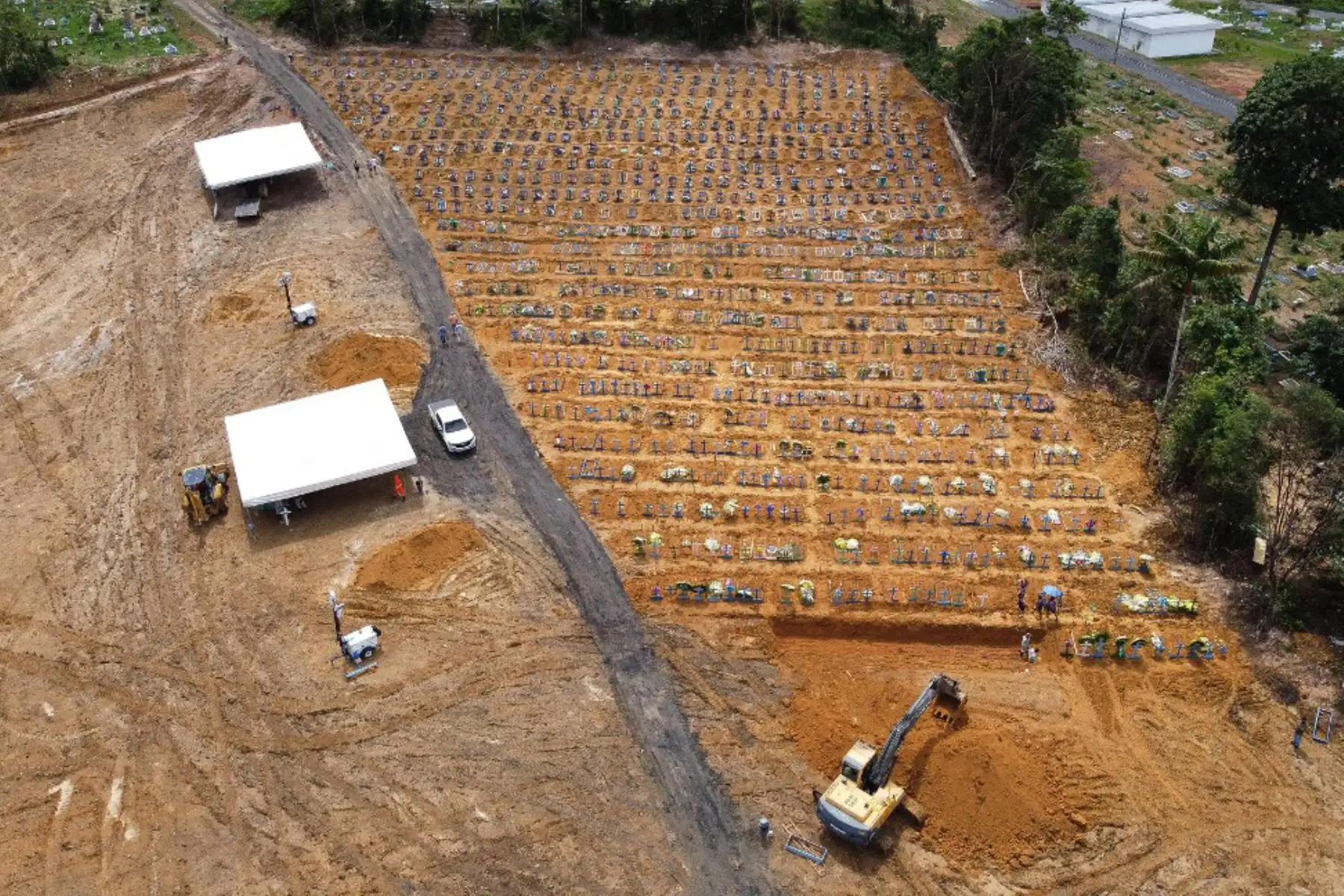 Vista aérea del cementerio Nossa Senhora, en Manaos. Foto: AFP