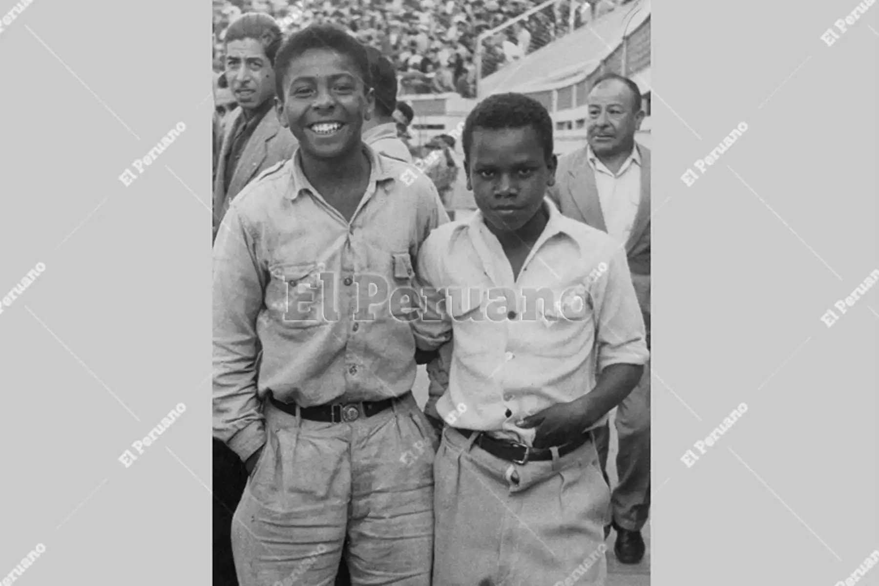 Lima - 1956 / Pedro Pablo "Perico" León en el Estadio Nacional cuando integraba los infantiles de Alianza Lima. Foto: Archivo Histórico de El Peruano
