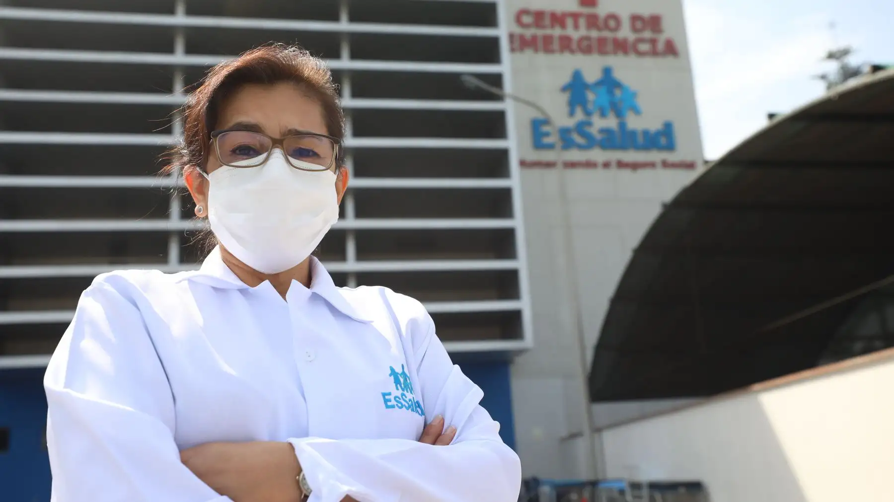 Heroínas de la salud, mujeres que salvan vidas de pacientes con coronavirus, en los hospitales Rebagliati, Sabogal y en el Centro de Aislamiento de la Villa Panamericana. Foto: ANDINA/Essalud