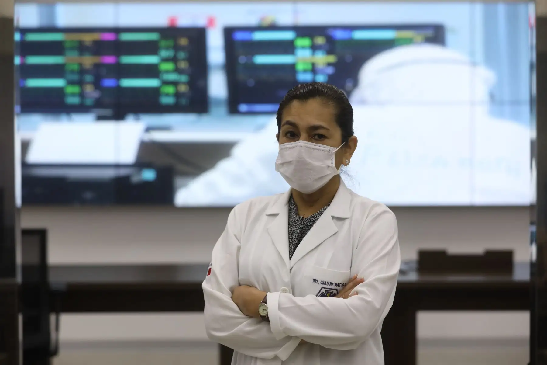 Heroínas de la salud, mujeres que salvan vidas de pacientes con coronavirus, en los hospitales Rebagliati, Sabogal y en el Centro de Aislamiento de la Villa Panamericana. Foto: ANDINA/Essalud