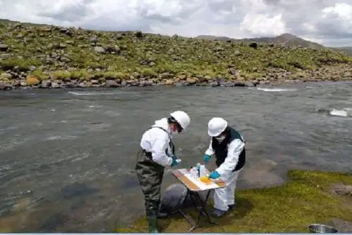 A través de esta norma, se dispone la continuidad de las medidas de optimización y rehabilitación de los sistemas de producción, almacenamiento y aprovisionamiento de agua potable para la población, así como medidas y acciones de excepción inmediatas y necesarias que garanticen el bienestar de la comunidad.