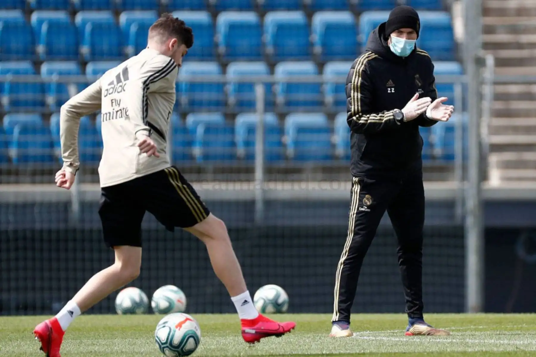 El entrenador de Real Madrid, Zinédine Zidane vuelve a los entrenamientos tras pasar pruebas de detección de Covid-19.
Foto: Real Madrid