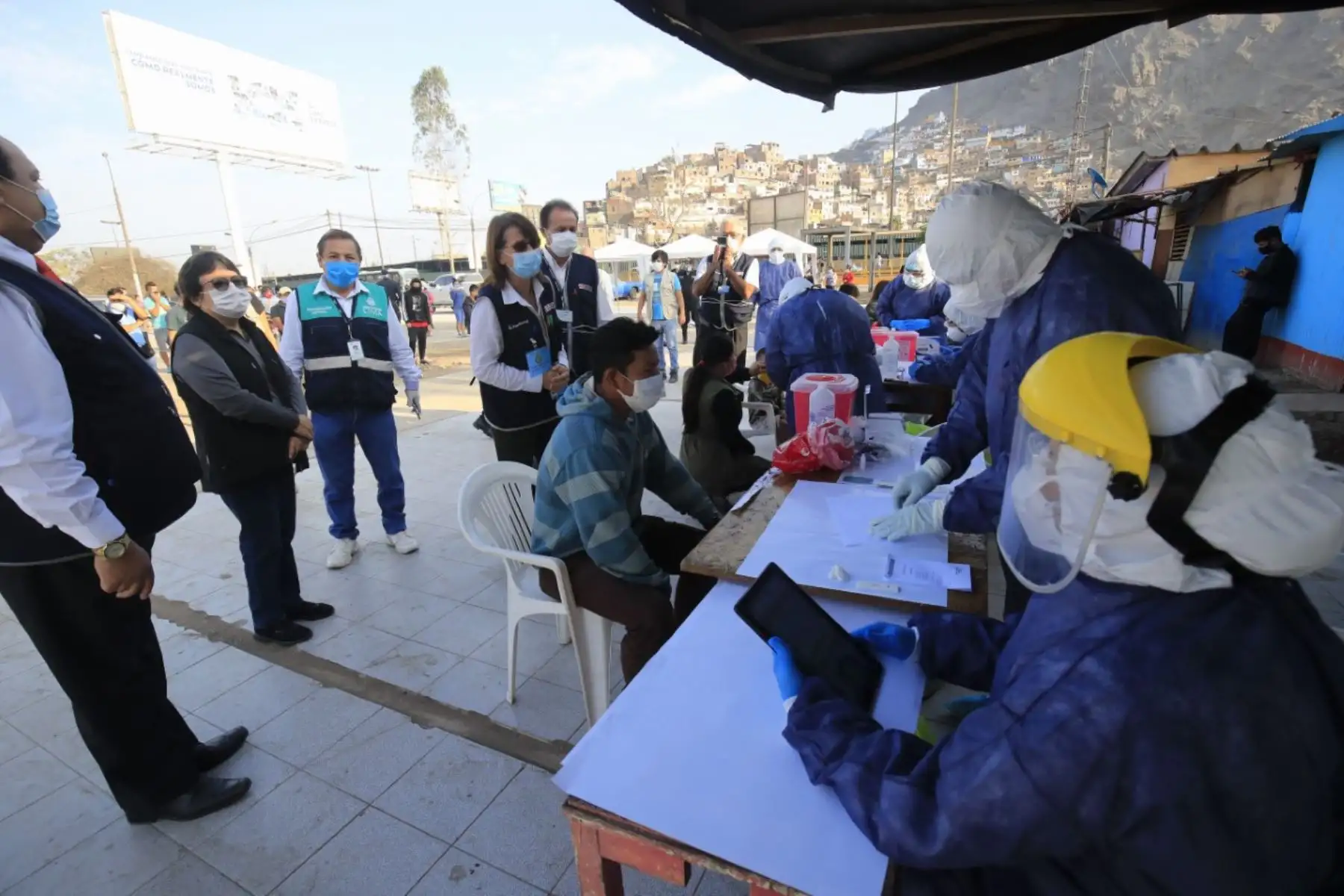 Ministra de Cultura constató atención primaria sanitaria en comunidad shipibo-conibo en el Rímac.