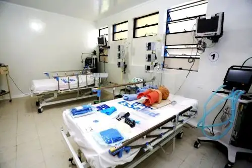 Las unidades de cuidados intensivos en los hospitales Covid-19 de Cajamarca no tienen pacientes, en medio de una pandemia que ha dejado ya más de 2,000 fallecidos en el Perú.