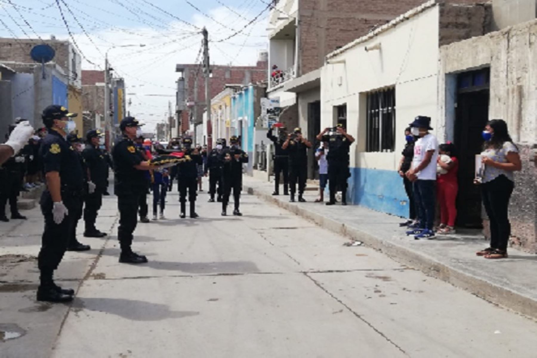 En la región Lambayeque, cerca de una decena de efectivos policiales han perdido la batalla contra el nuevo coronavirus.