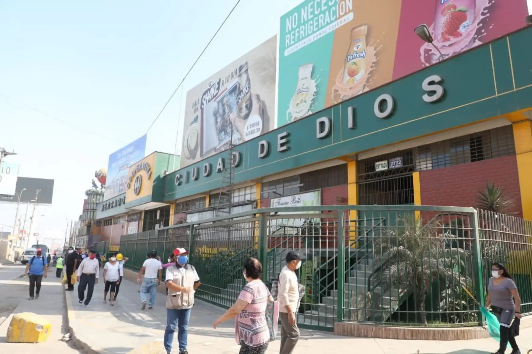 Ministerio de la Producción inspecciona
el mercado Ciudad de Dios de SJM para para garantizar reapertura en  forma segura", en el marco del programa "Te cuido Perú ".
Foto:Produce