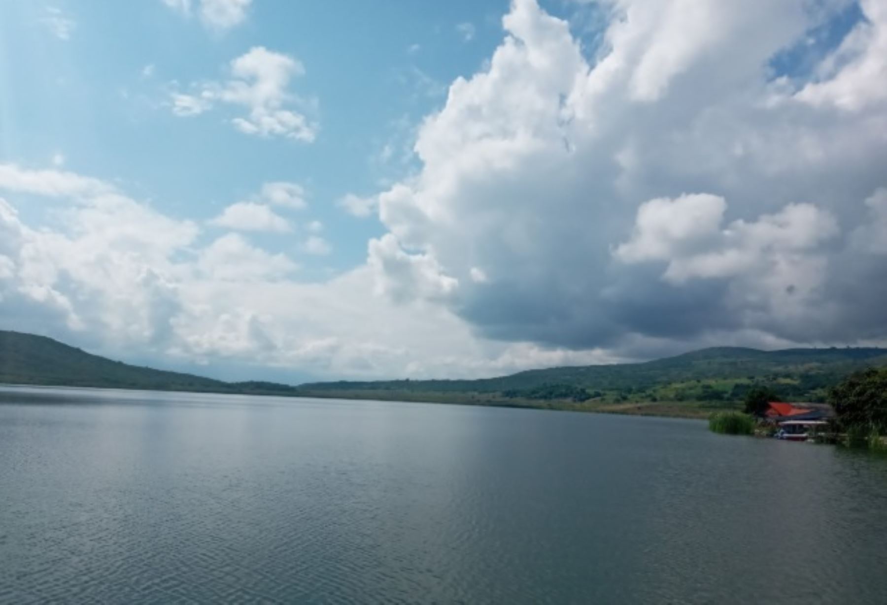 El Ministerio de Agricultura y Riego a través de la Autoridad Nacional del Agua (ANA), verifica un cambio positivo en la laguna Burlan, donde se desarrollan actividades recreativas y productivas de mucha importancia para Bagua Grande, ubicado en la región Amazonas.