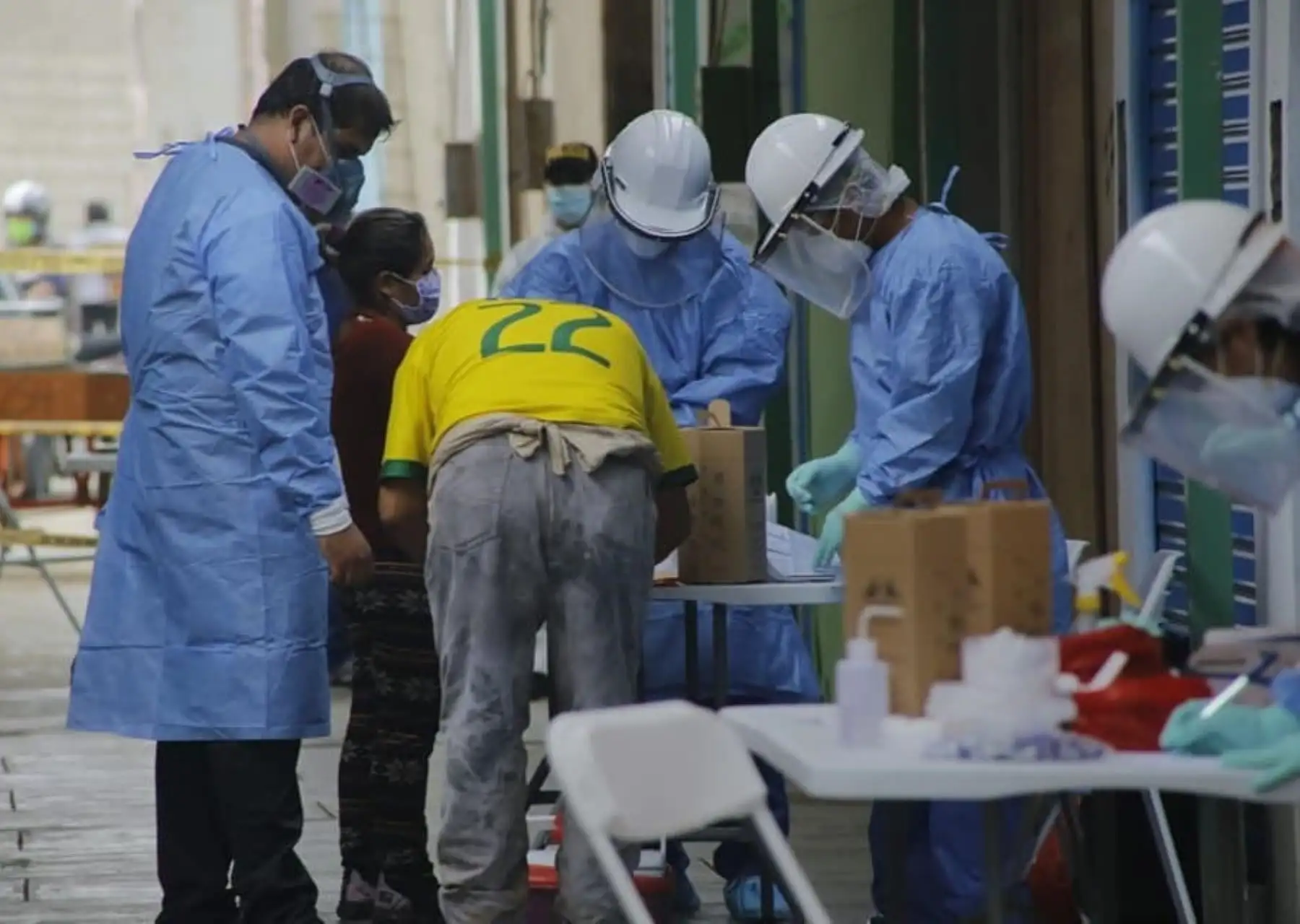 Un total de 25 comerciantes del mercado La Perla de Chimbote dan positivo a prueba rápida y anuncian cierre temporal del citado centro de abastos. ANDINA/Difusión